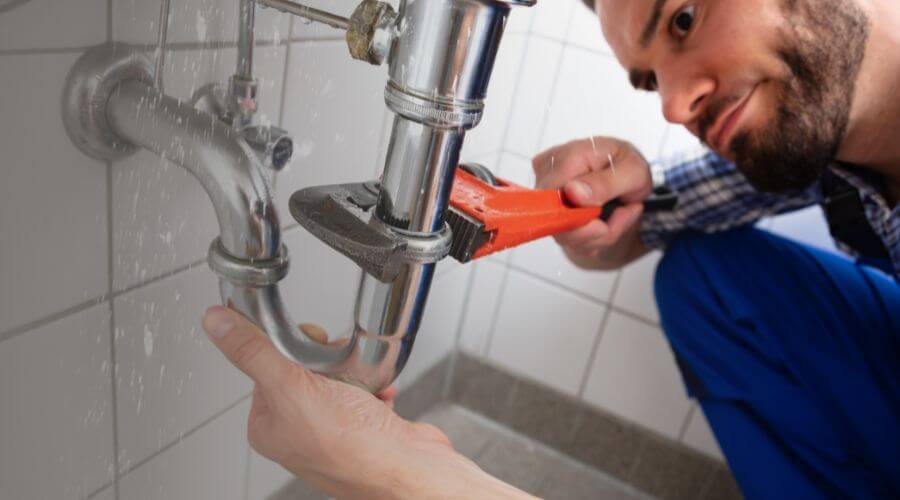 Professional sink repair in Tiffin, IA